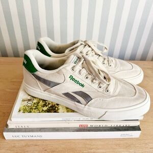 Reebok classic court men’s 10